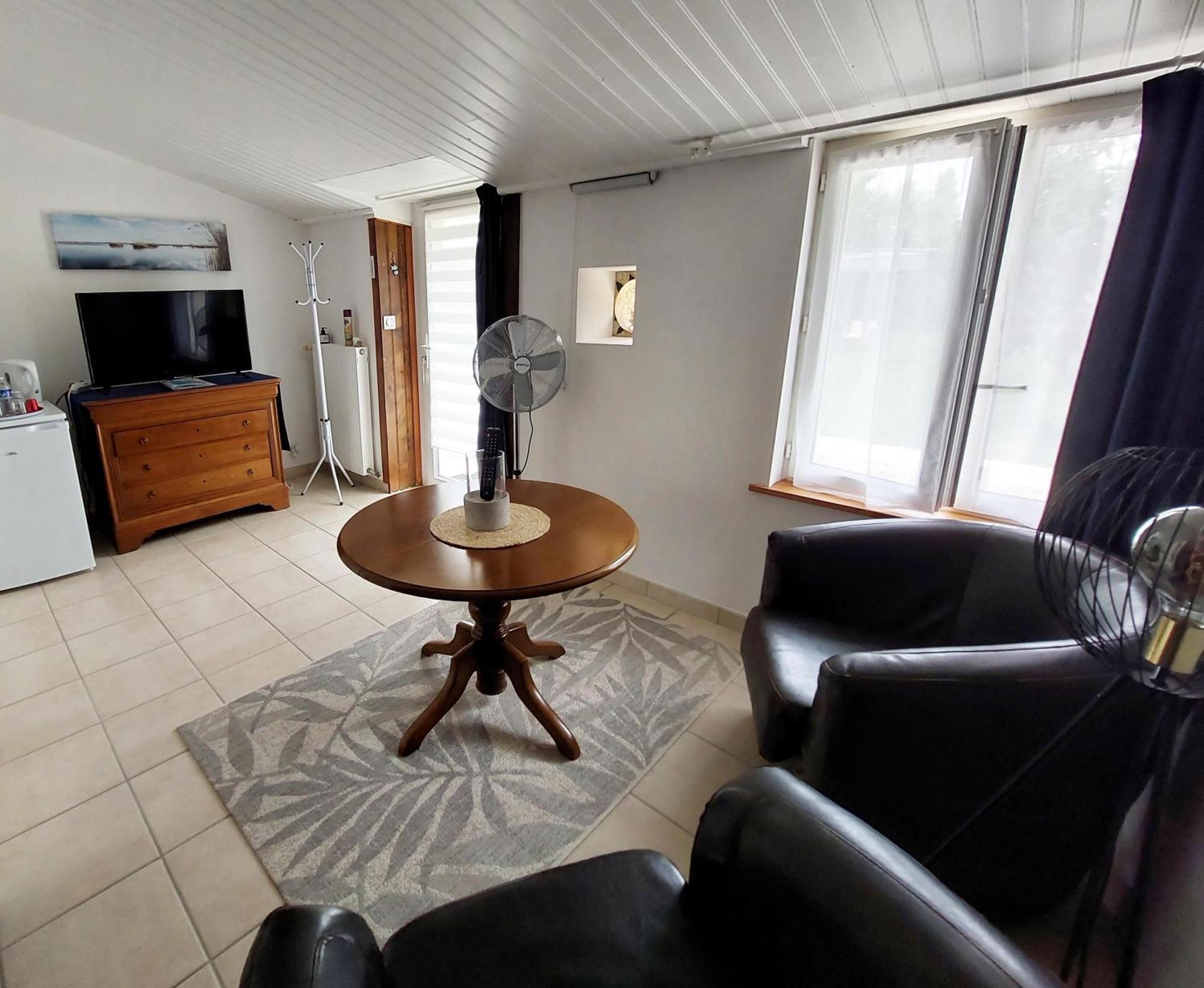 Bed and Breakfast Moulin De Mauzac Saint-Just-Luzac Exterior foto